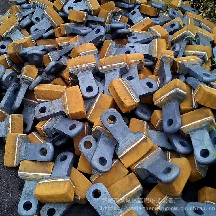 專業(yè)供應(yīng) 震鳴牌破碎機篩板與襯板，型號齊全，批發(fā)鑄造件